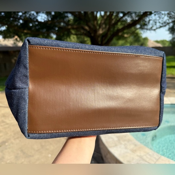 Neiman Marcus Blue Denim Tote with Brown Handles and Embroidered Brand NWOT - Picture 7 of 9